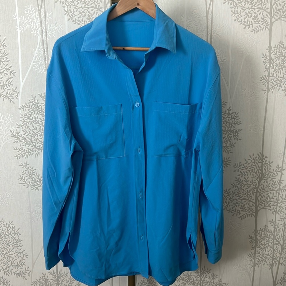 ALO Yoga Blue Button-Up Top